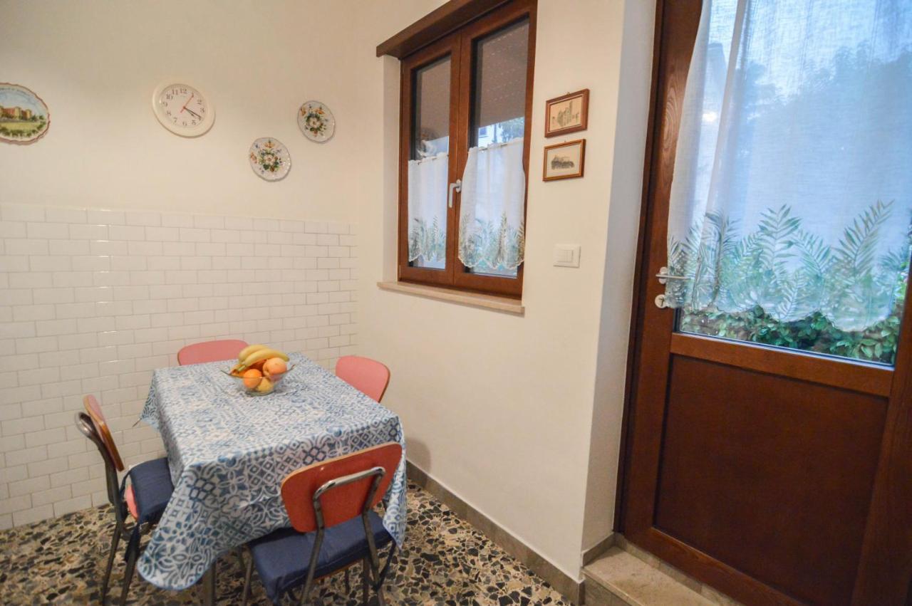 Casa Vacanze Nonno Asterio مونفالكوني المظهر الخارجي الصورة